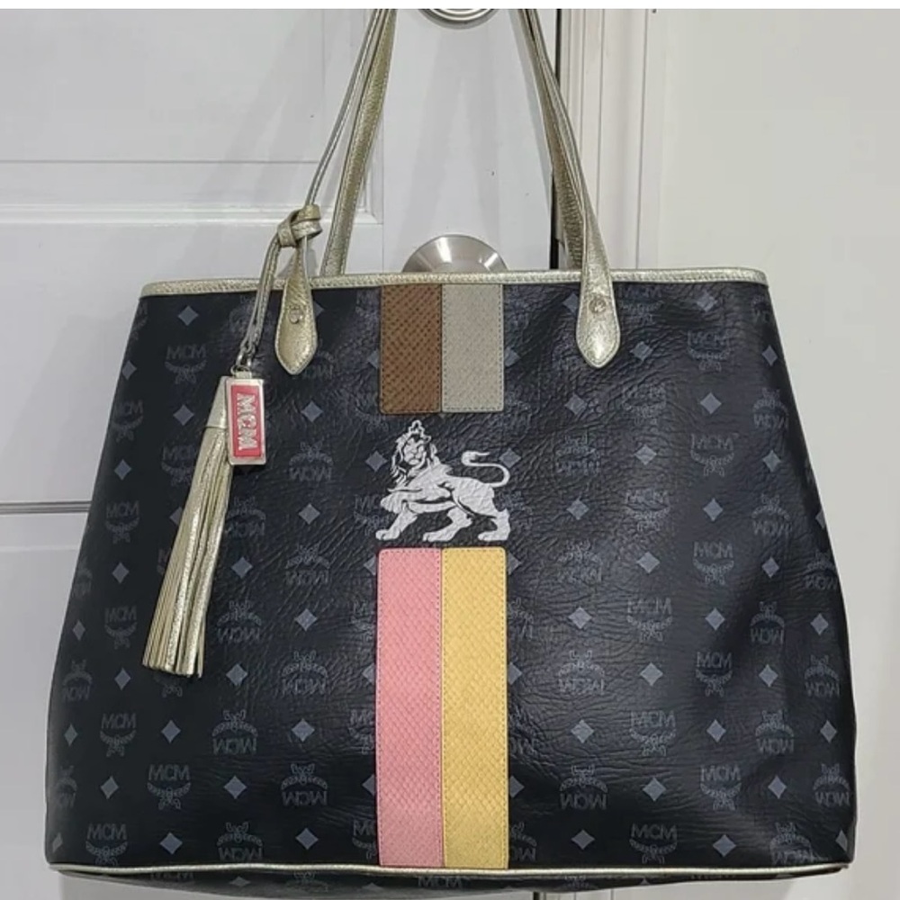 MCM black monogram visetos lion Liz tote